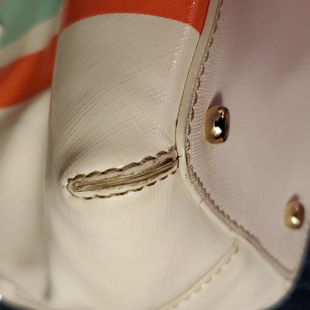 Kate Spade pocket book, white with colored stripes! - Picture 4 of 8